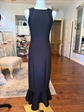 Kendal & Kylie Black Dress